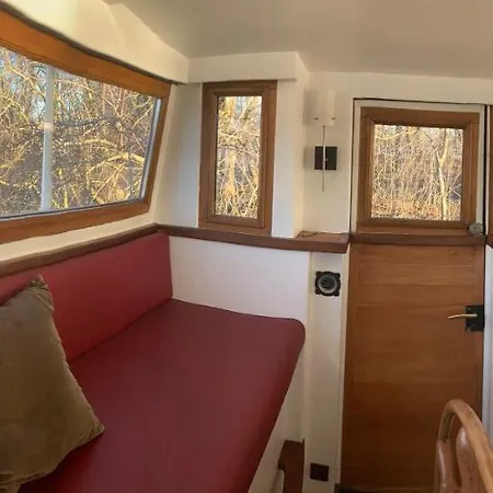 Sur Péniche à Bagatelle Appartamento