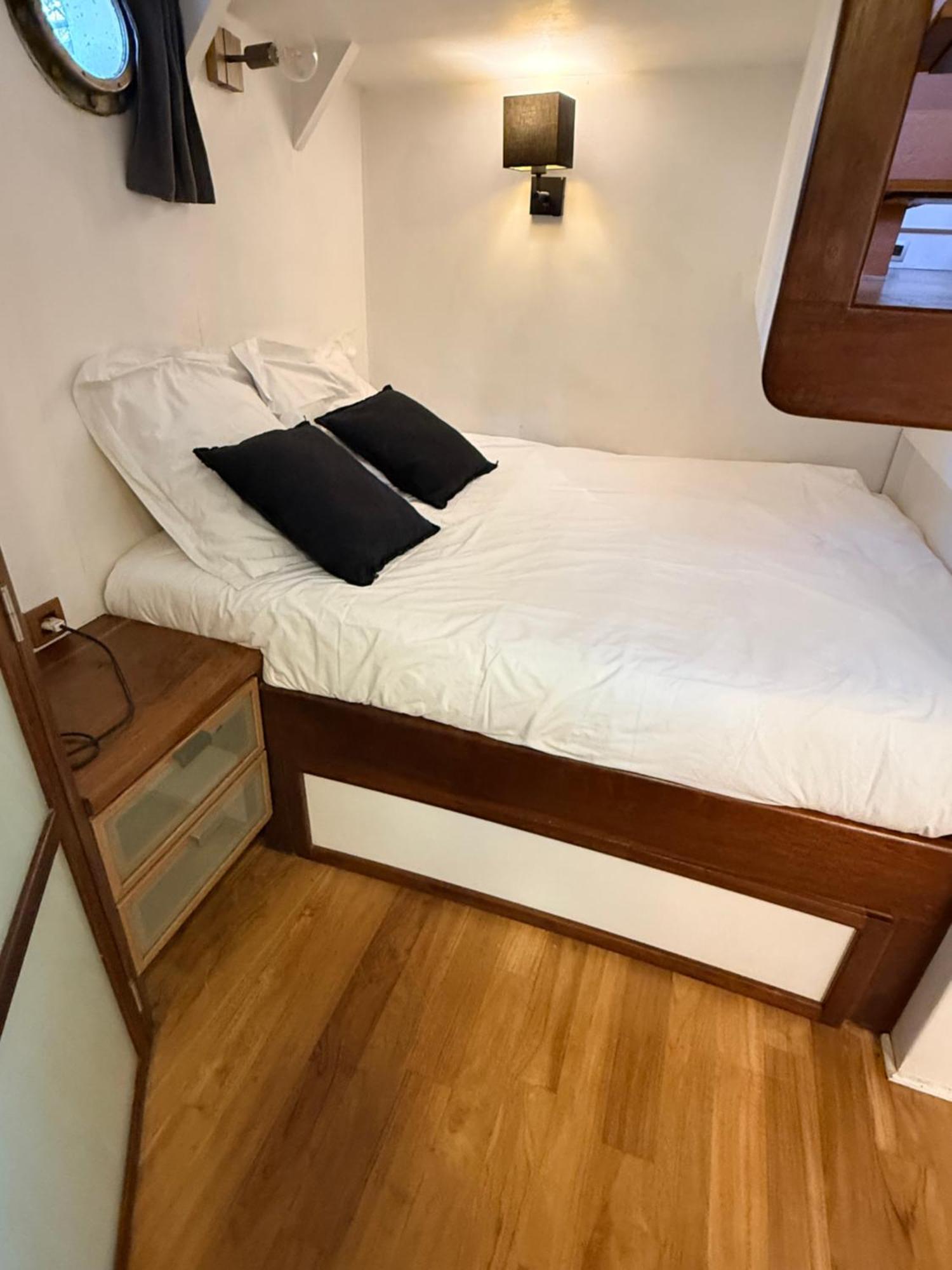Sur Péniche à Bagatelle * Parigi