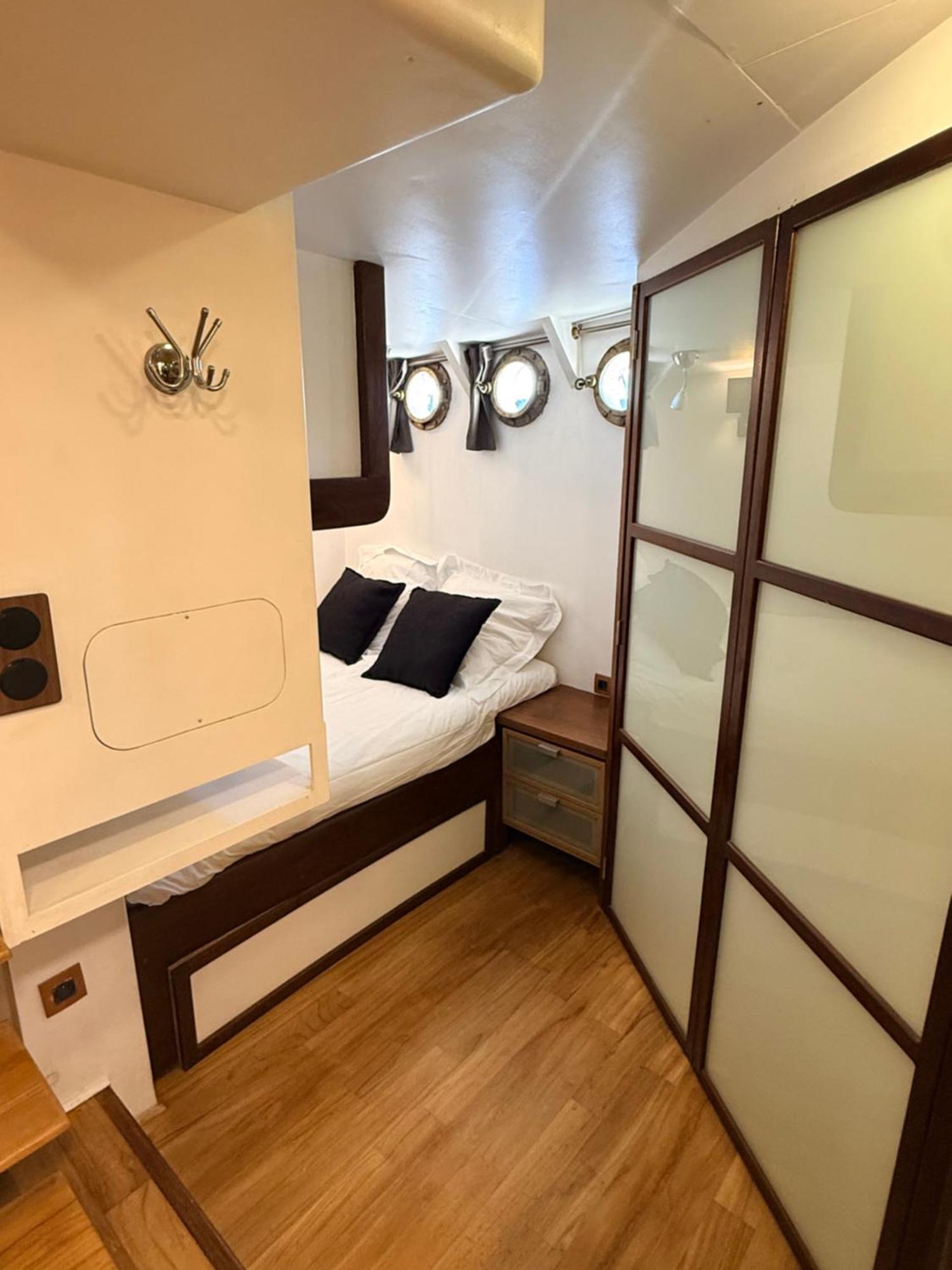 Sur Péniche à Bagatelle Appartamento